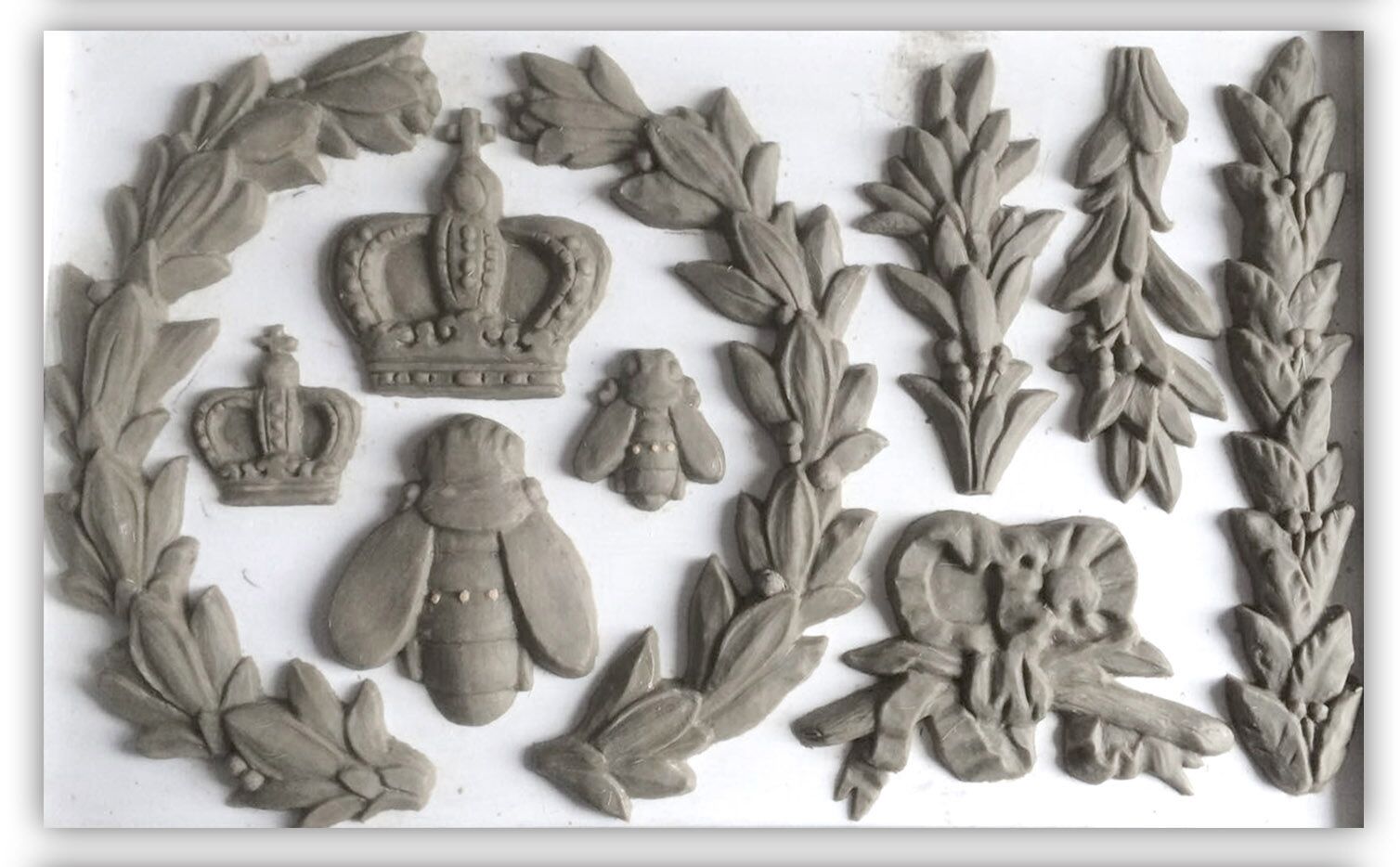 Laurel 6x10 Decor Moulds™ - The Weathered Shed