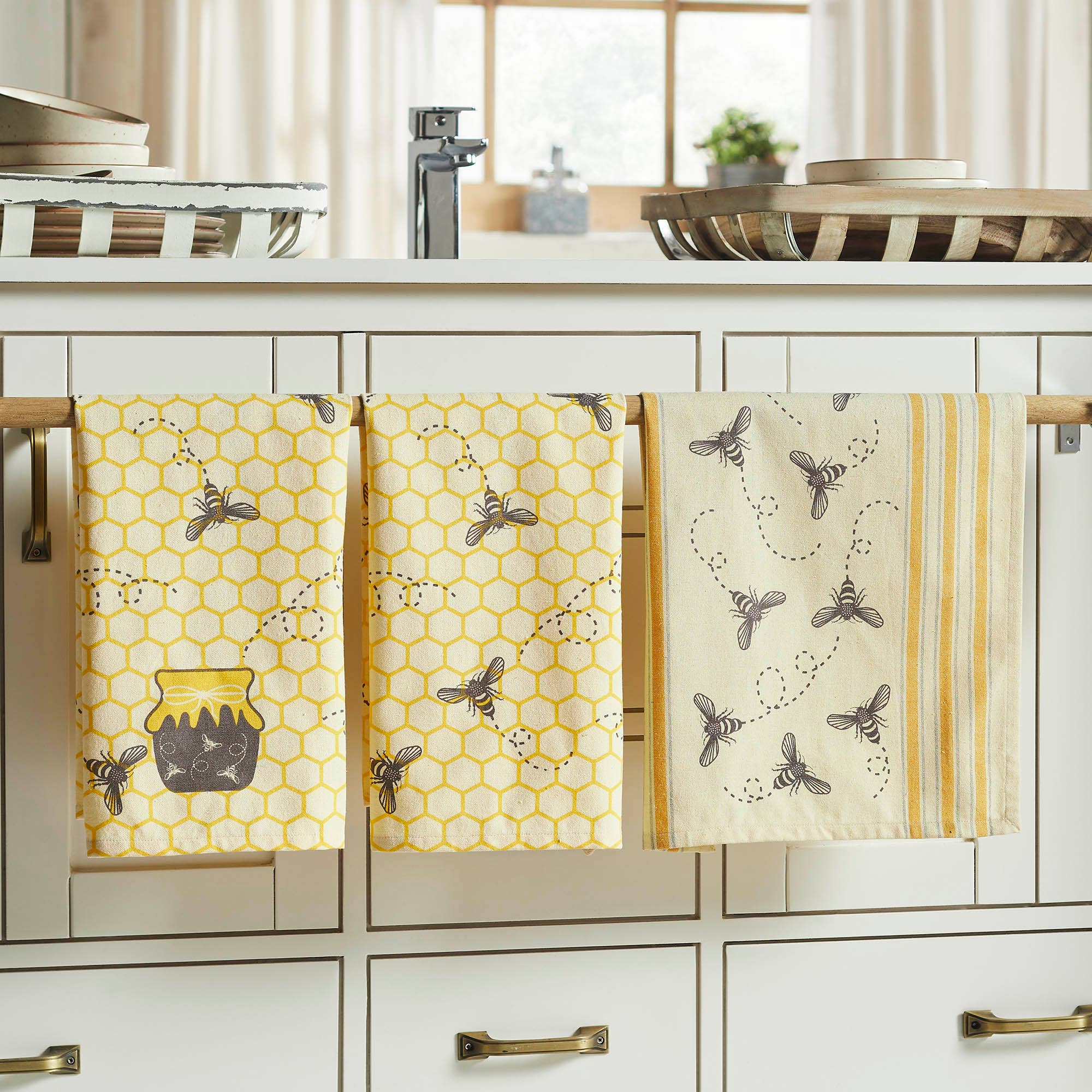 VHC Brands Buzzy Bees Honeypot Tea Towel - Thumbnail 2