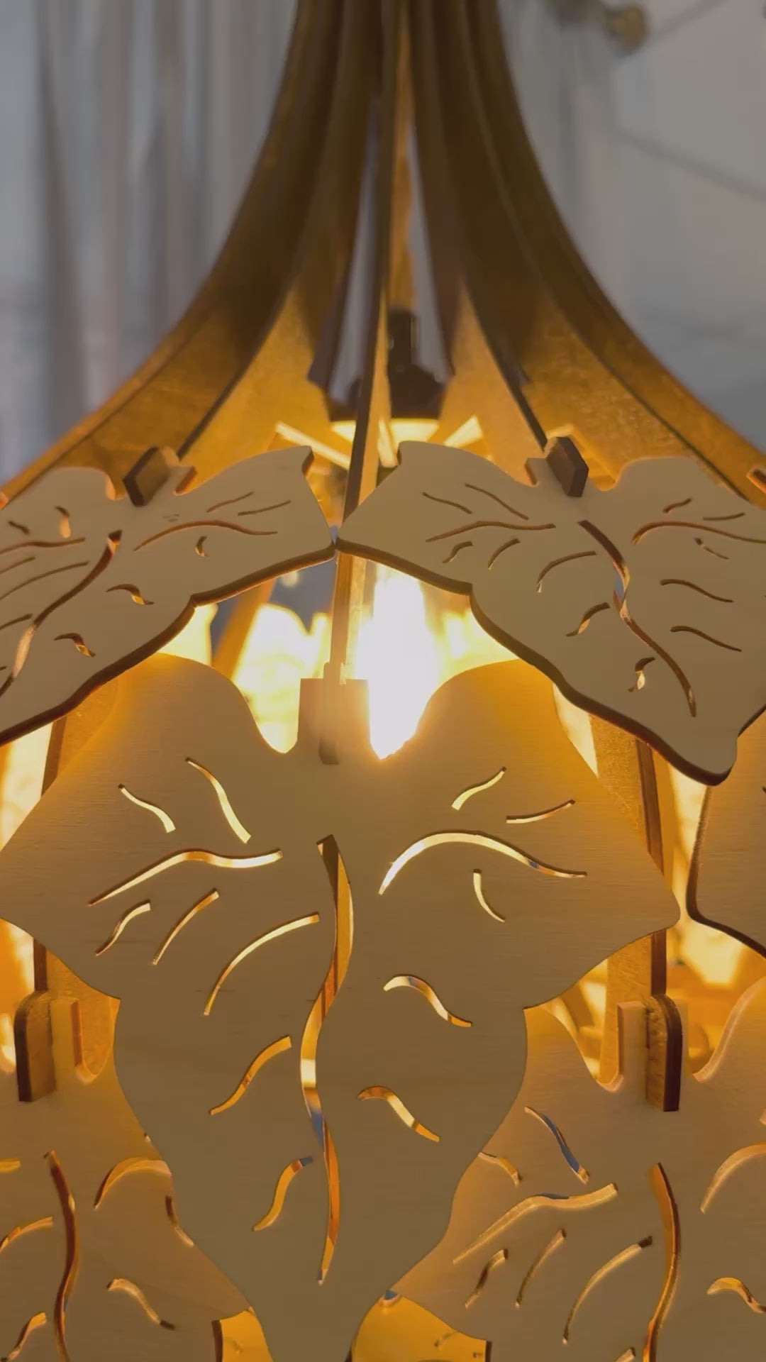 Ivy Leaves Wooden Pendant Light - Thumbnail 2