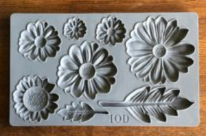 HE LOVES ME 6×10 DECOR MOULDS™ - The Weathered Shed