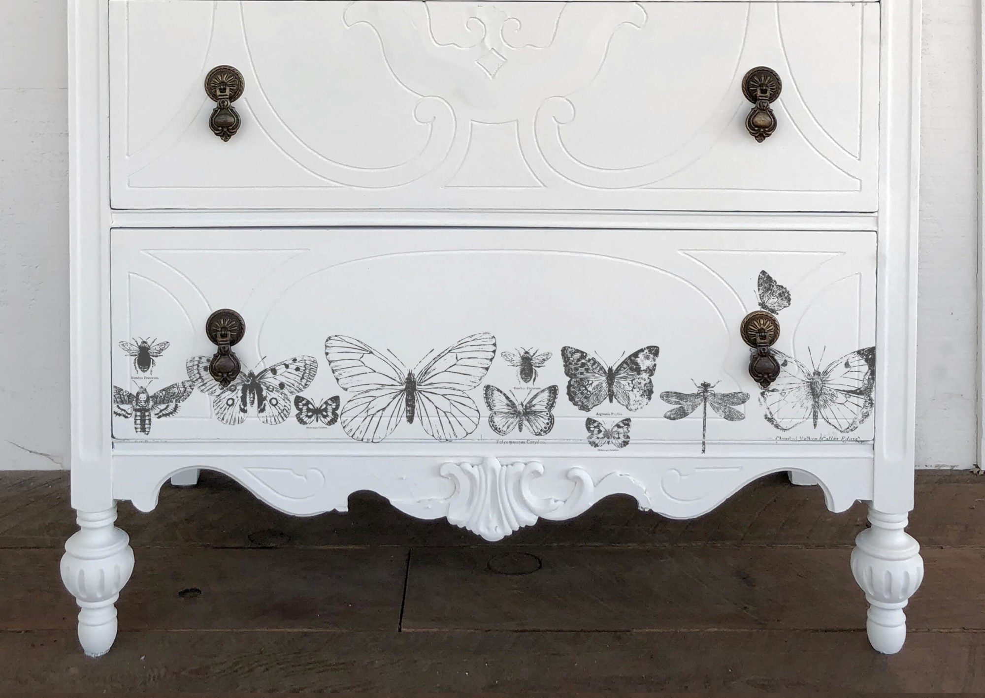 BUTTERFLIES 12×12 DECOR STAMP™ - The Weathered Shed